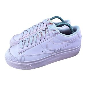 Nike Size 8.5 Women's Blazer Low Platform Sneaker Shoes: Pink: DJ0292-600